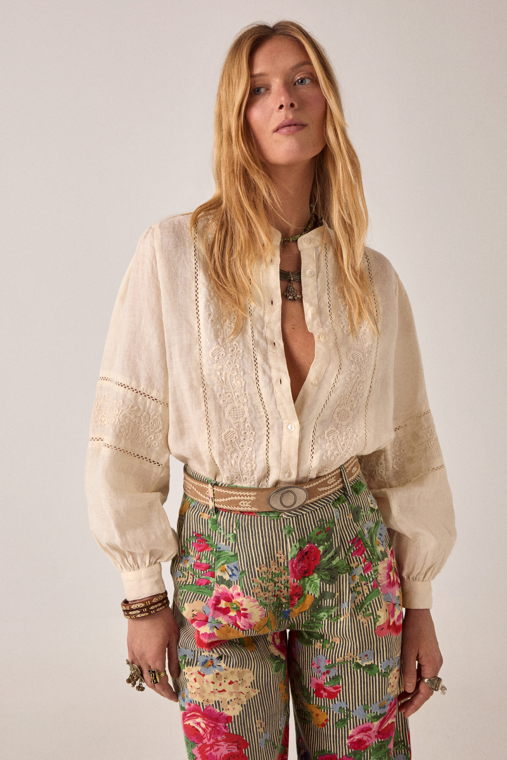 MAISON HOTEL - E-COMM SS26 - DAY4_011 VIRGINIA IVORY_PEPE NOIR_MALAMBO SAND_FEDERICA SAND_1521_